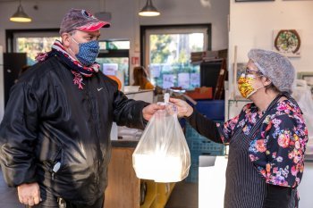 photo : Frank Toussaint.